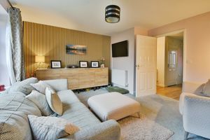 Photo 16- click for photo gallery